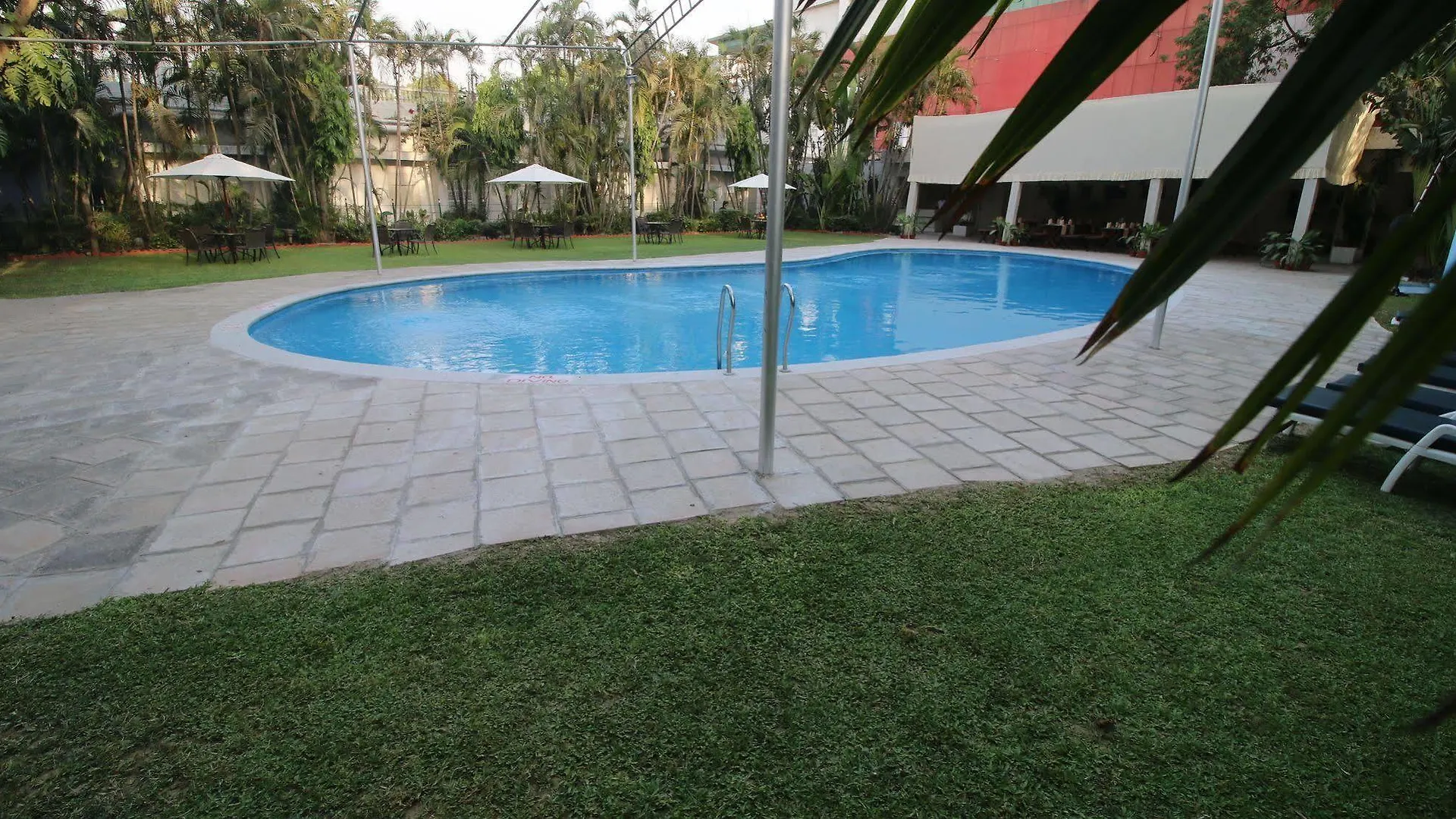 Hotel Clarks Varanasi Limited